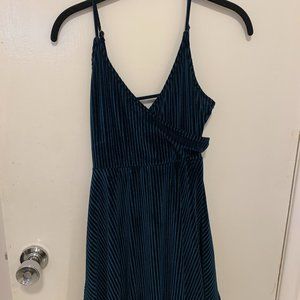 Dark green velvet party dress